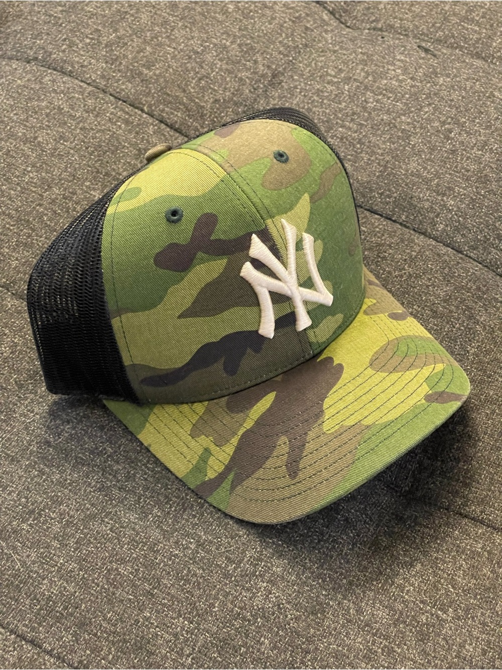 47 Brand Kids NY Camo Trucker Hat - Green & Black